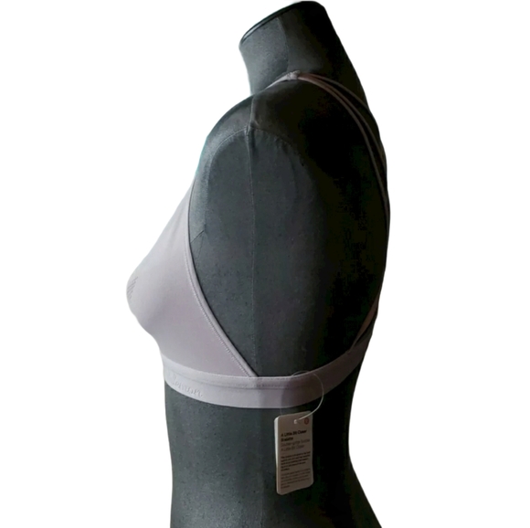 [Lululemon] A Little Bit Closer Bralette  - NWT - Picture 2 of 6